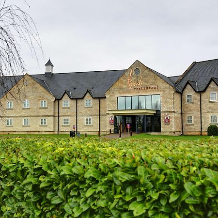 דונקסטר Best Western Plus Pastures Hotel מראה חיצוני תמונה