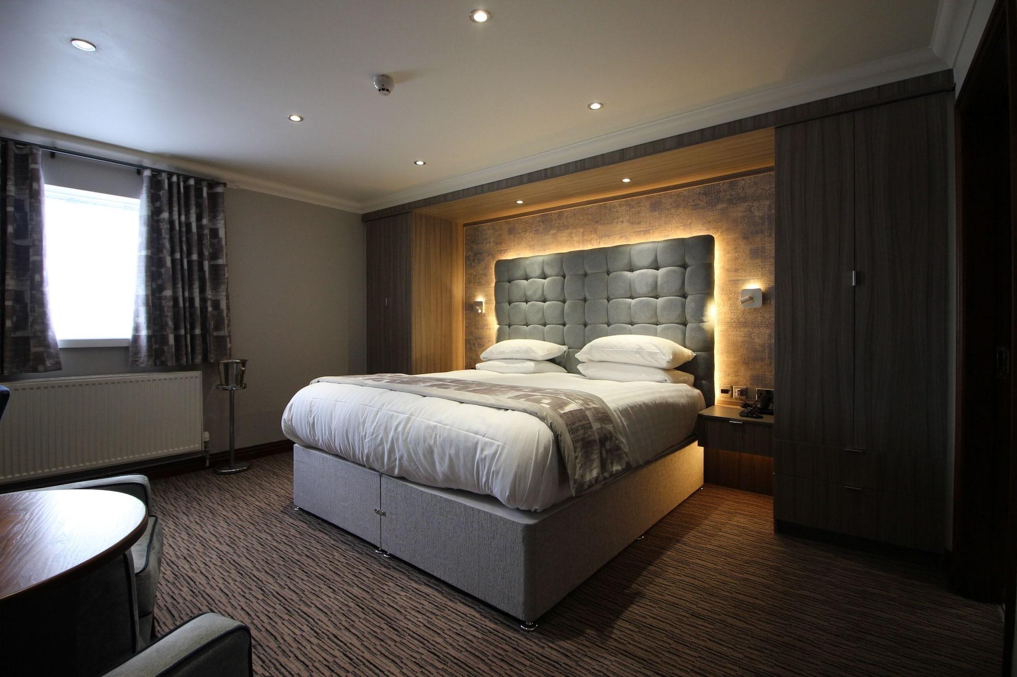דונקסטר Best Western Plus Pastures Hotel מראה חיצוני תמונה