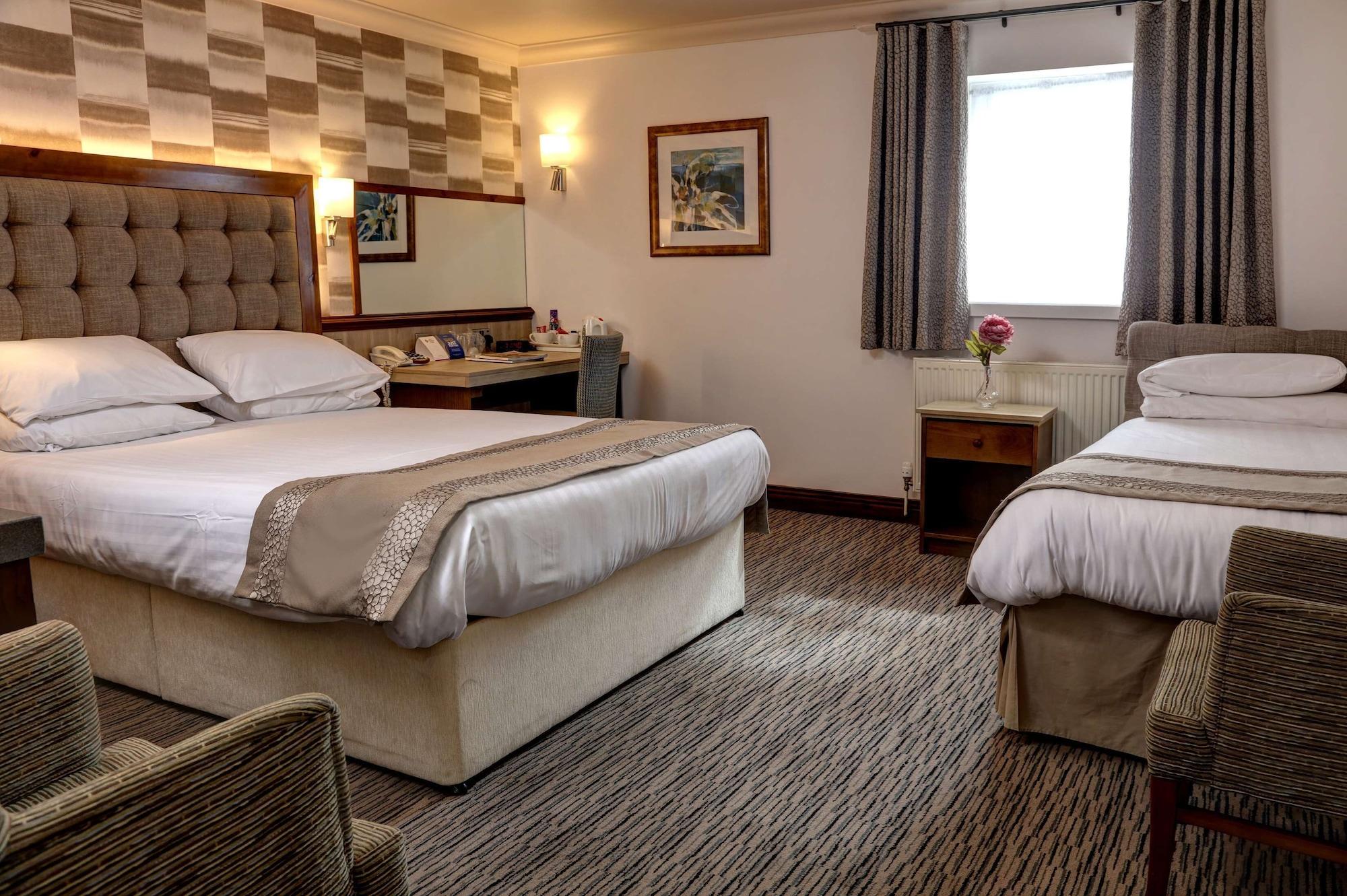 דונקסטר Best Western Plus Pastures Hotel מראה חיצוני תמונה