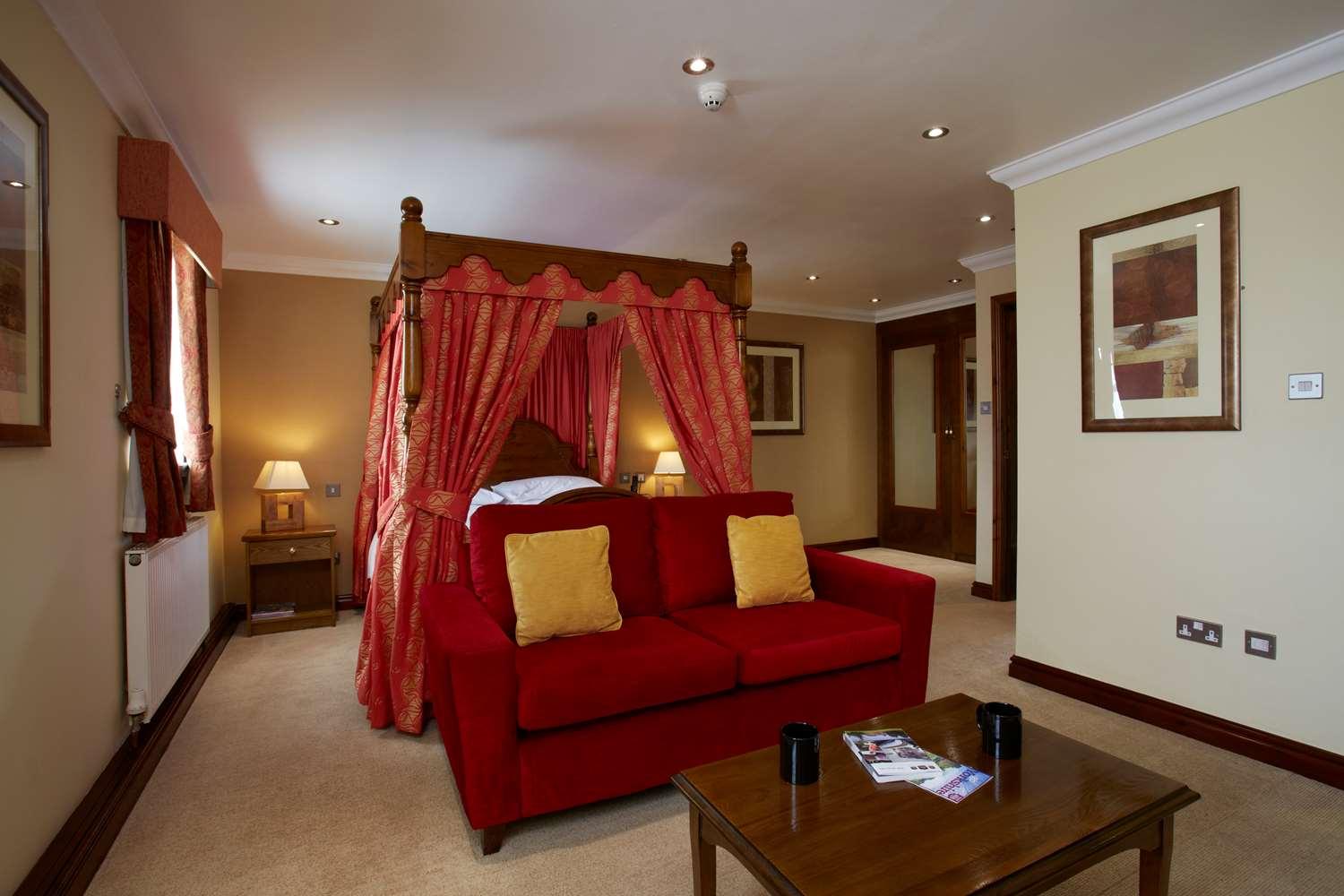 דונקסטר Best Western Plus Pastures Hotel מראה חיצוני תמונה
