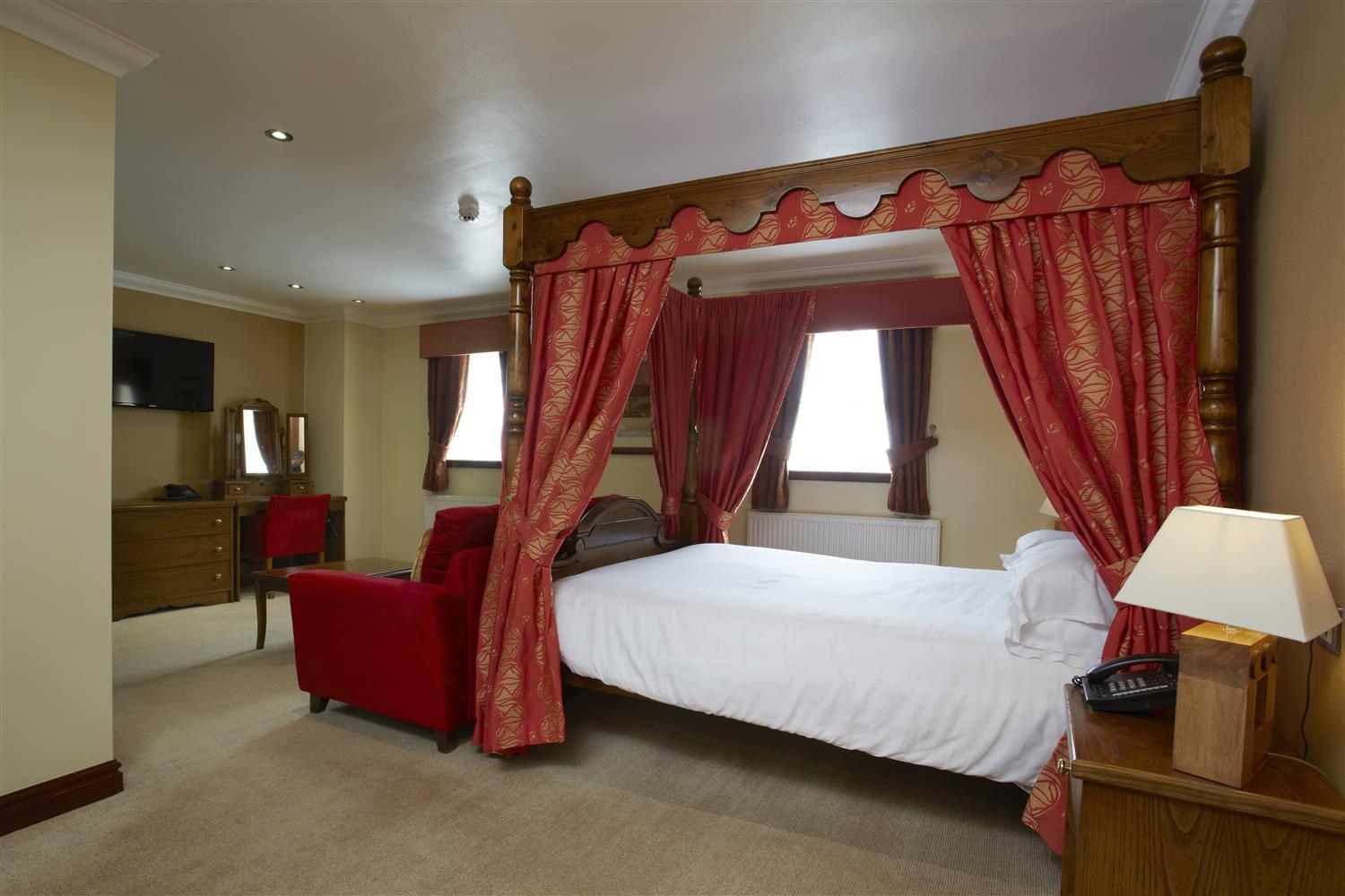 דונקסטר Best Western Plus Pastures Hotel מראה חיצוני תמונה