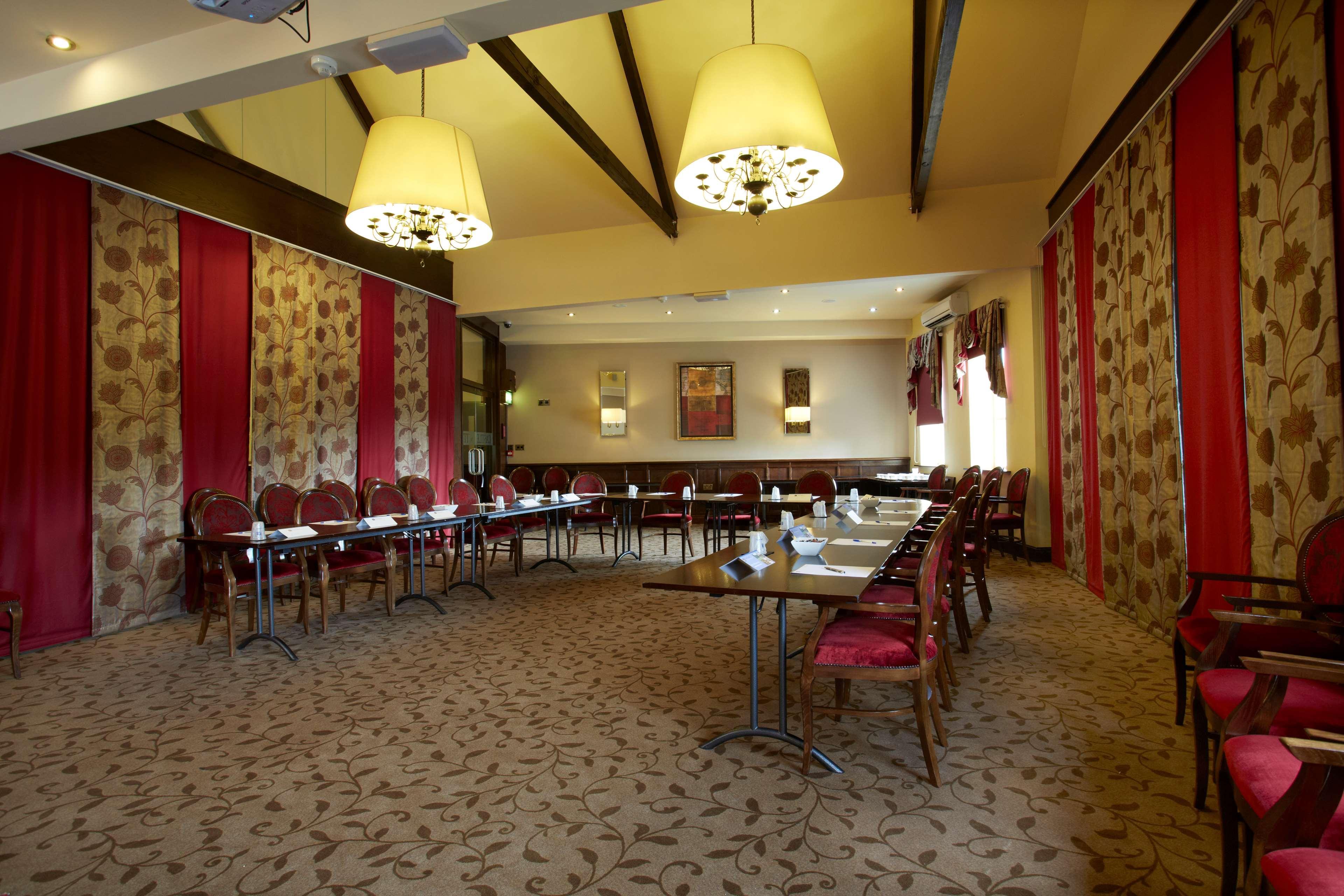 דונקסטר Best Western Plus Pastures Hotel מראה חיצוני תמונה