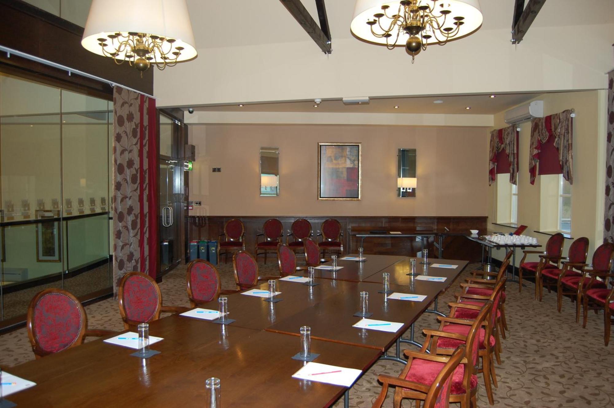 דונקסטר Best Western Plus Pastures Hotel מראה חיצוני תמונה