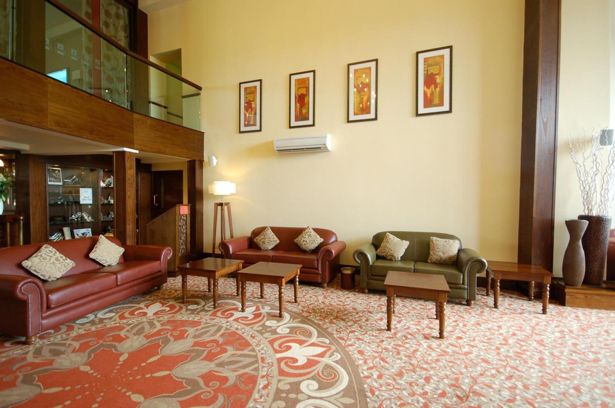 דונקסטר Best Western Plus Pastures Hotel מראה חיצוני תמונה