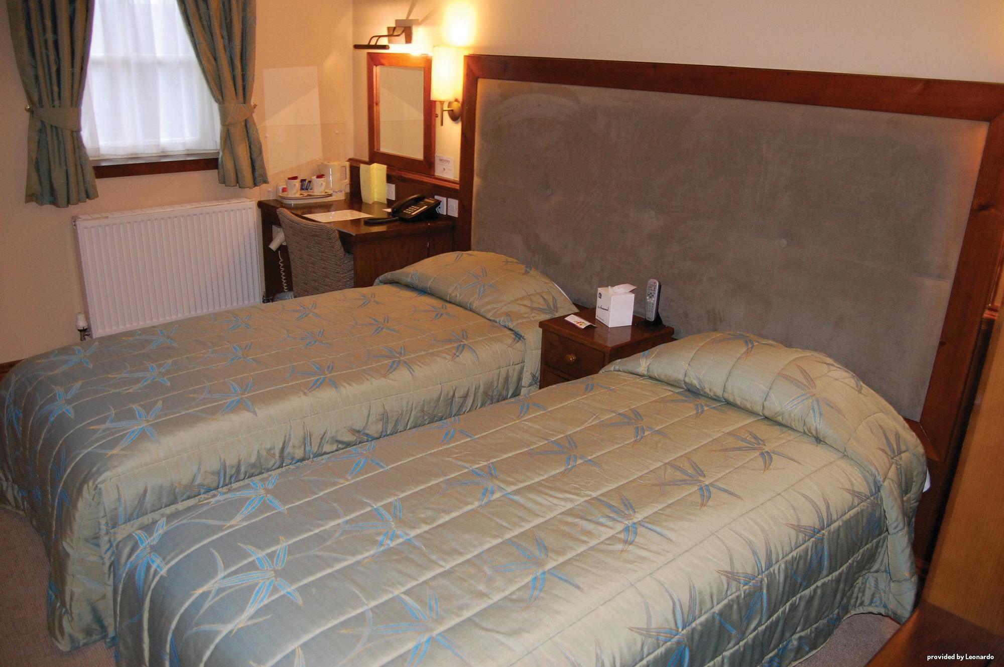 דונקסטר Best Western Plus Pastures Hotel חדר תמונה