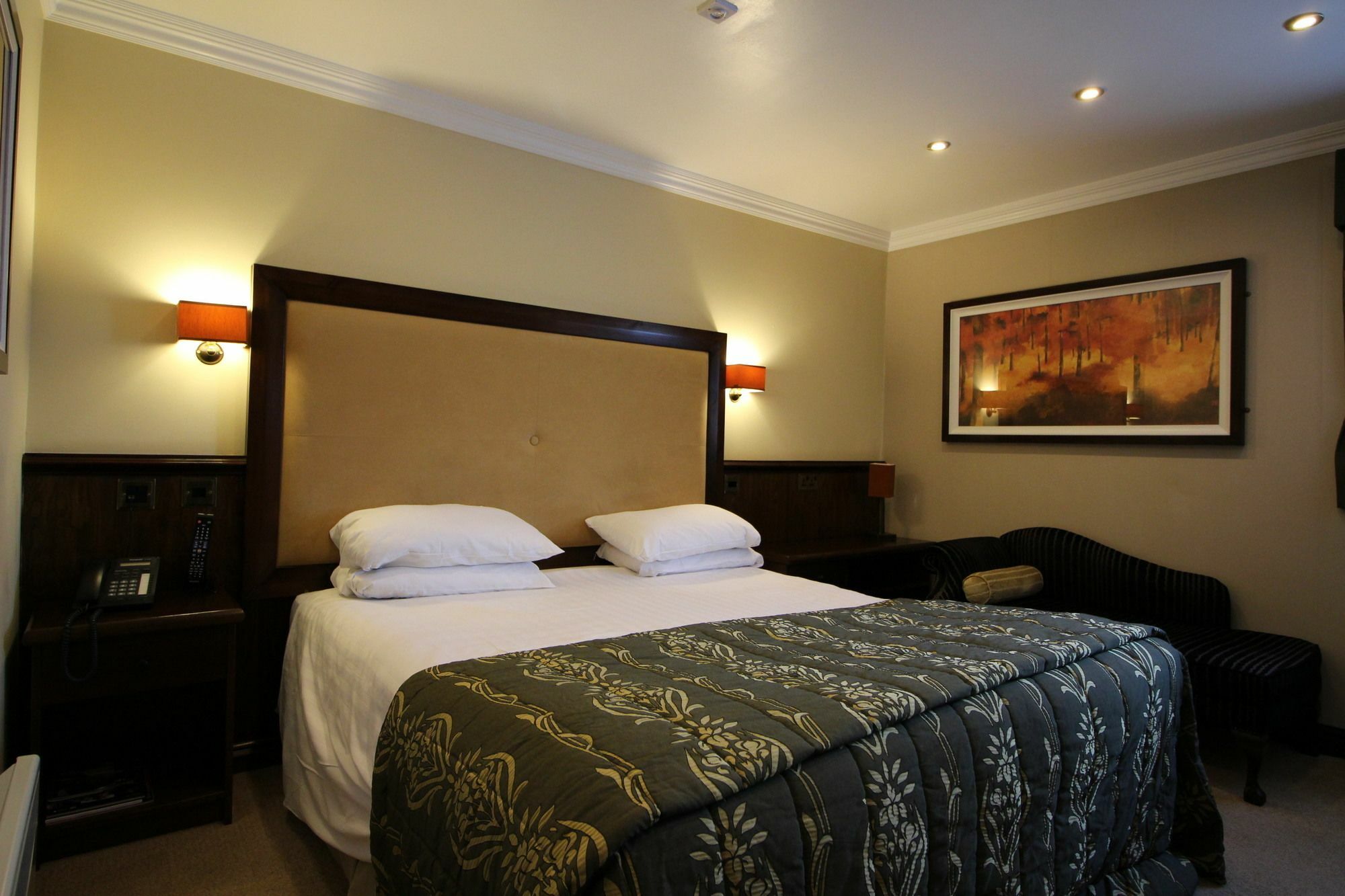 דונקסטר Best Western Plus Pastures Hotel מראה חיצוני תמונה