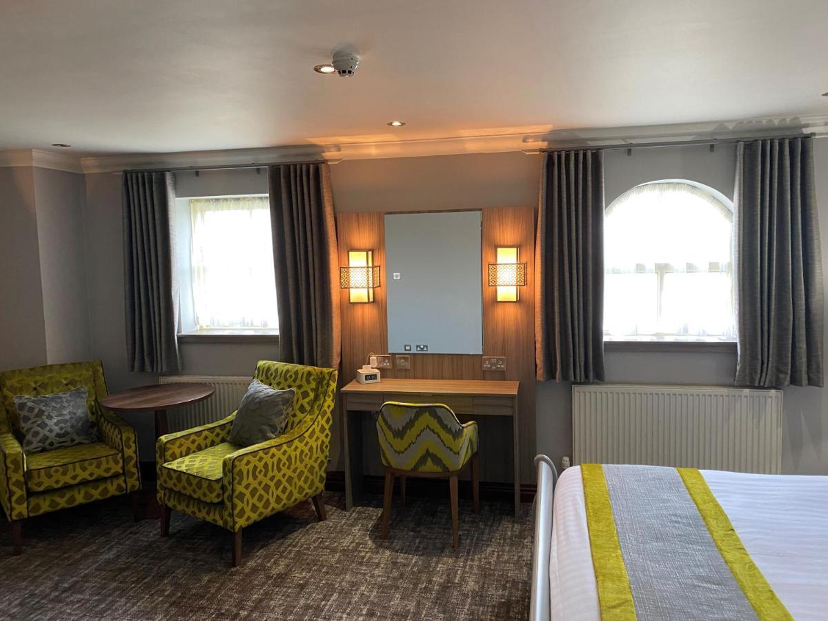 דונקסטר Best Western Plus Pastures Hotel מראה חיצוני תמונה